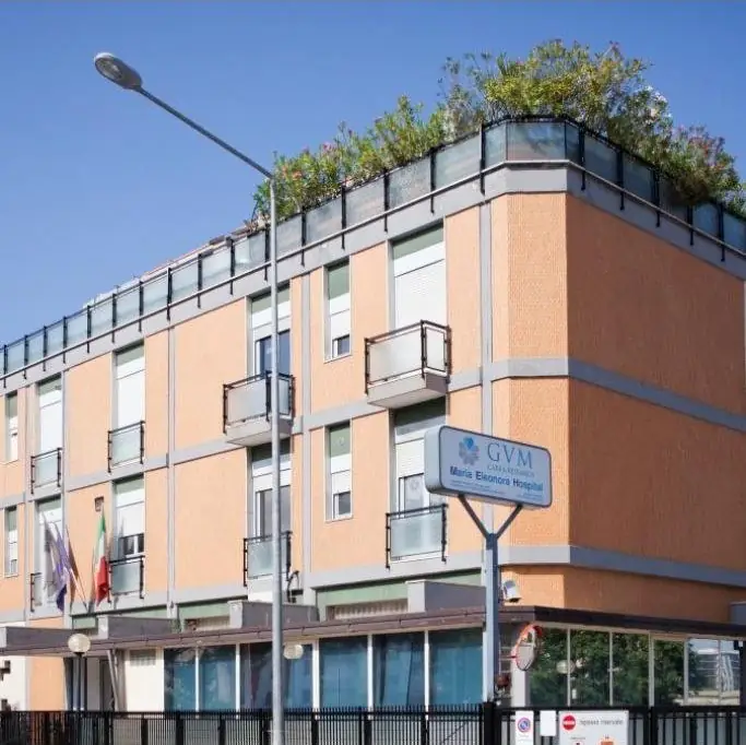 Facciata del Maria Eleonora Hospital a Palermo